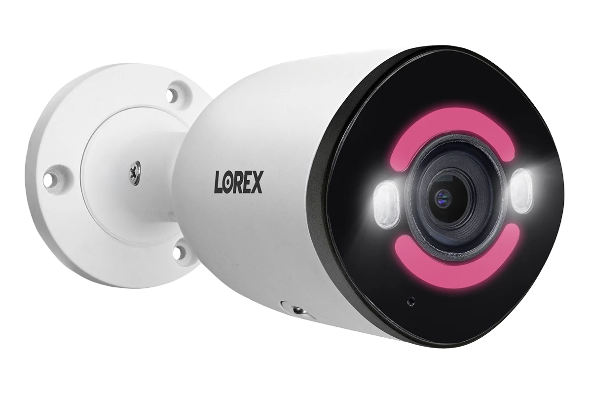 Lorex 4K+ 12MP IP 有線子彈型安全攝影機，配備智能安全照明