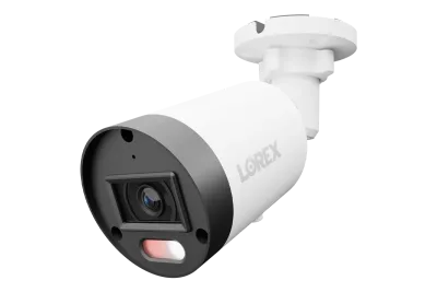 Telecamera bullet PoE 4K Lorex Connect U3 con luci di deterrenza rosse e blu