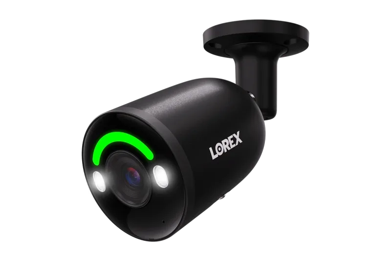 Telecamera di sicurezza bullet IP cablata Lorex H12 4K con illuminazione di sicurezza smart e rilevamento del movimento smart