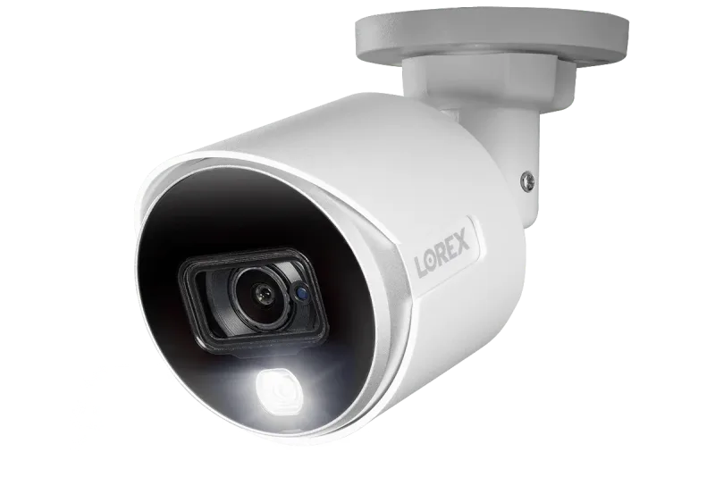 Lorex 4K 8 頻道 2TB DVR 系統連 3 部類比主動阻嚇攝影機 - Amazon