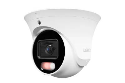 Lorex Connect U3 4K PoE-turretkamera med røde og blå afskrækkelseslys