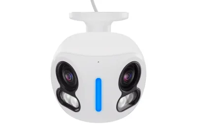 Lorex Classic 4K IP-kamera med dubbla objektiv, smart belysning och rörelsedetektering