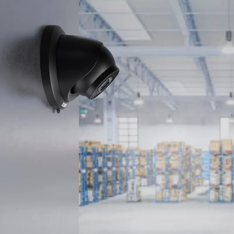 Lorex Fusion Series 4K+ 16-kanaligt (8 trådbundna + 8 Fusion Wi-Fi) 2TB trådbundet system med A14 trådbundna 4K IP-turretkameror