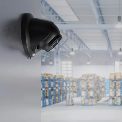 Lorex Fusion Series 4K+ 16 kanaler (8 kabelanslutna + 8 Fusion Wi-Fi) 2TB kabelanslutet system med A4 kabelanslutna 2K IP-turretkameror