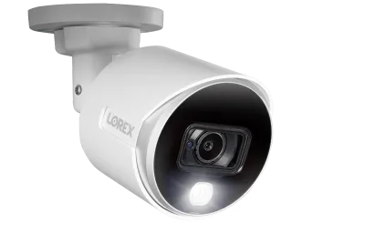 Sistema DVR Lorex 4K de 8 canales y 2TB con 3 cámaras analógicas con disuasión activa - Amazon