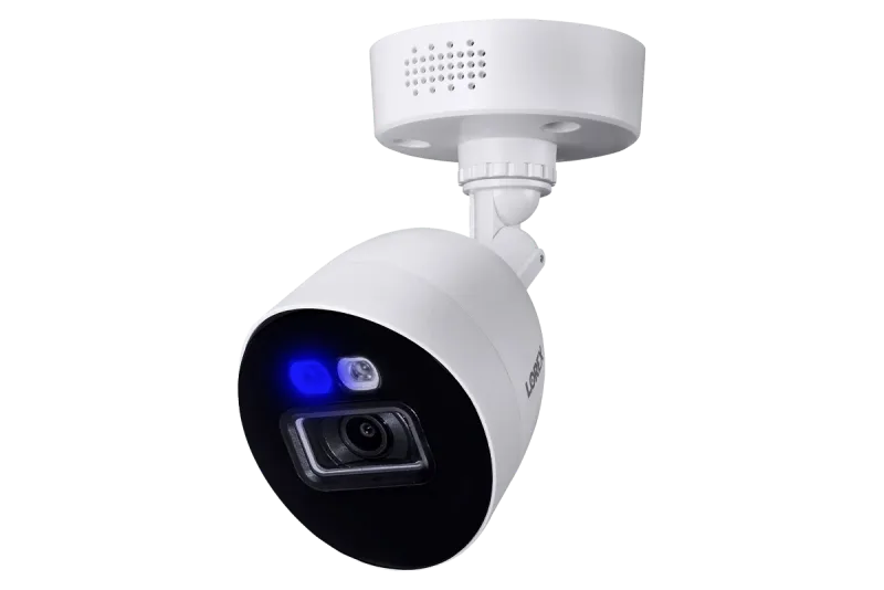Lorex 4K 20 kameraa tukeva (16 langallista ja 4 Fusion Wi-Fi) 2TB langallinen DVR-järjestelmä ja 8 älykkäällä pelotuksella varustettua kameraa